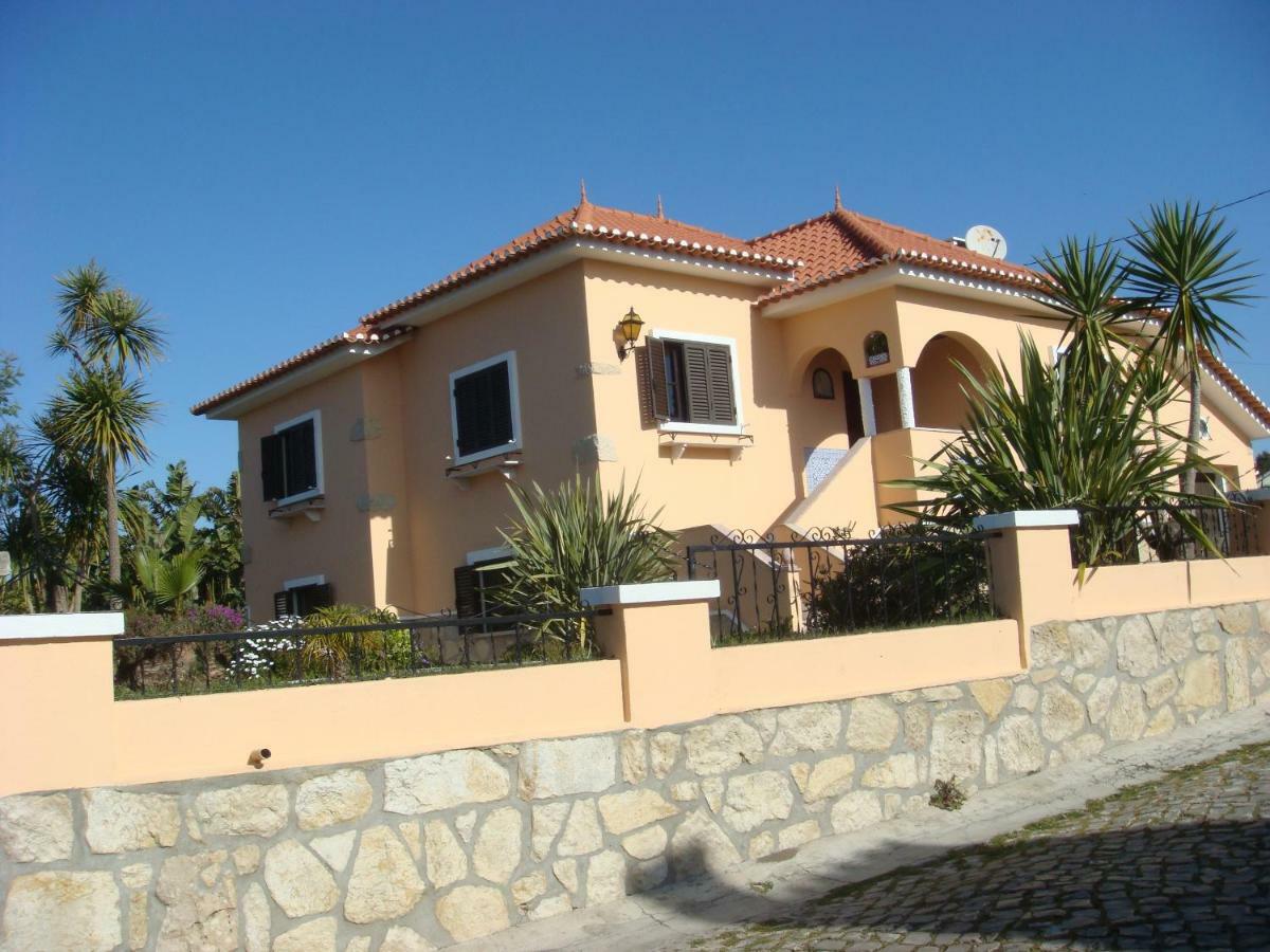 Casa De Flor Do Jardim Homestay *